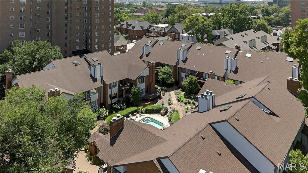 4454 Lindell Boulevard Unit: 32