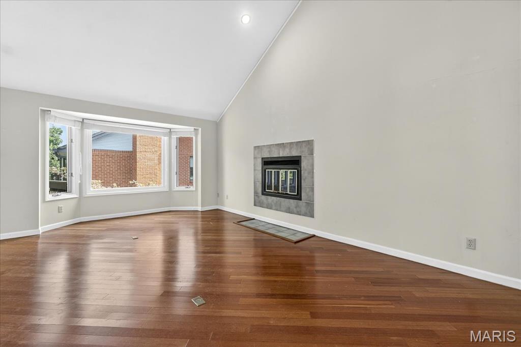 4454 Lindell Boulevard Unit: 32