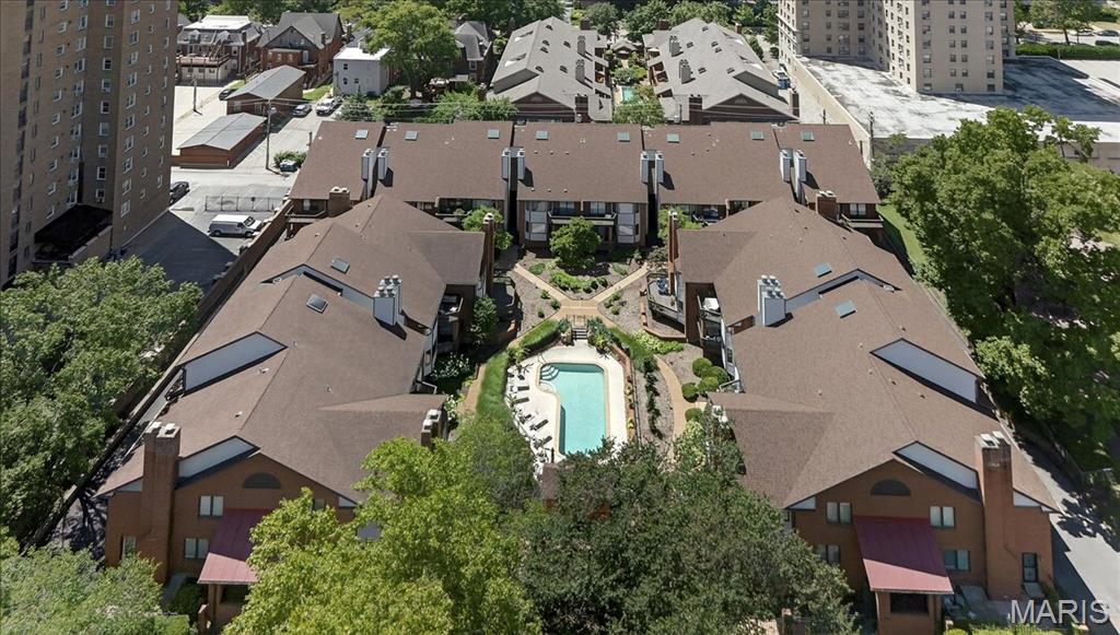4454 Lindell Boulevard Unit: 32