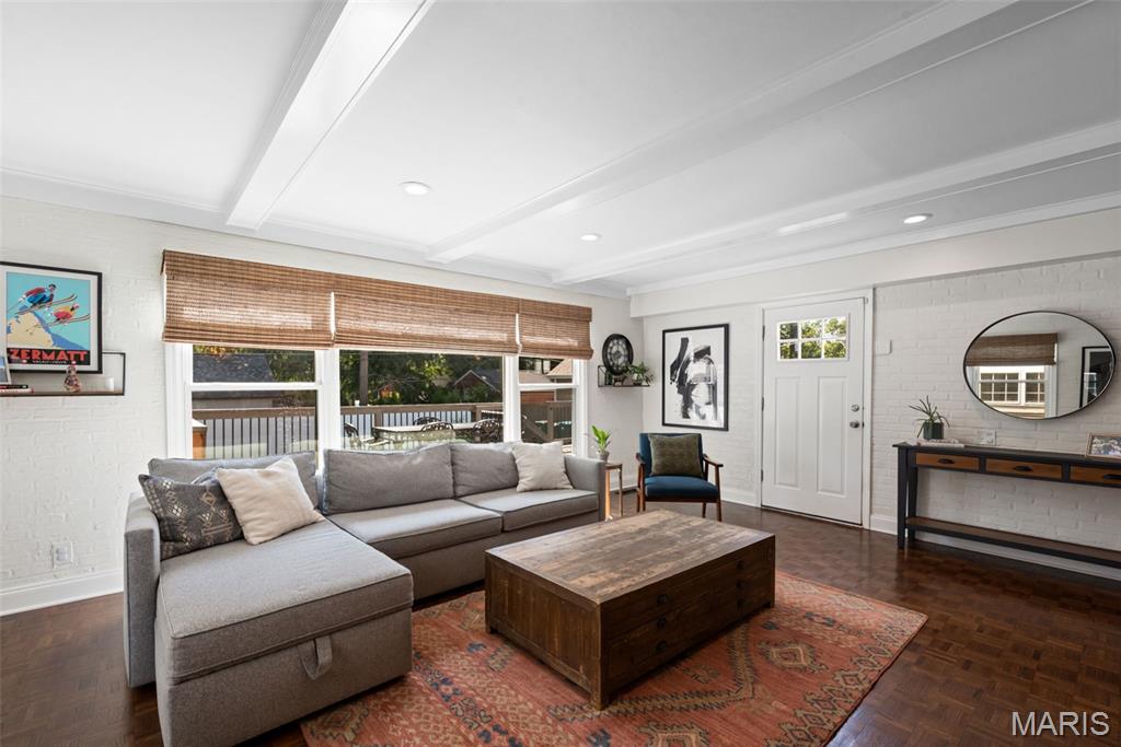 600 S Berry Road