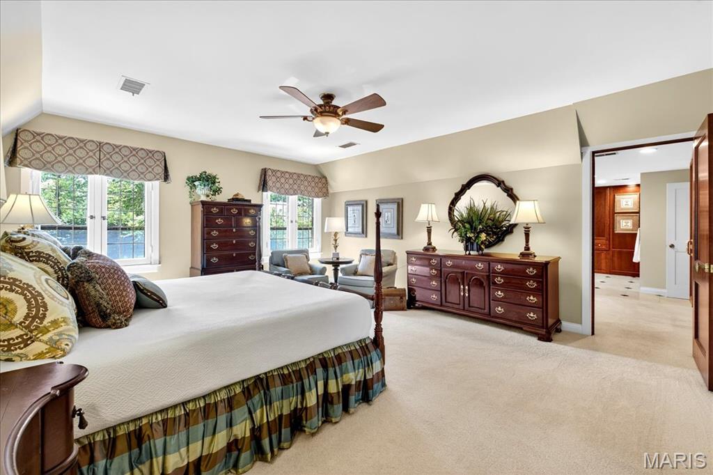 61 Fair Oaks Drive