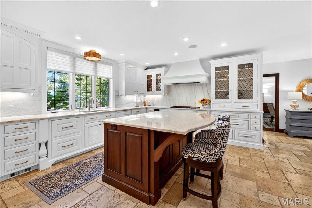 61 Fair Oaks Drive