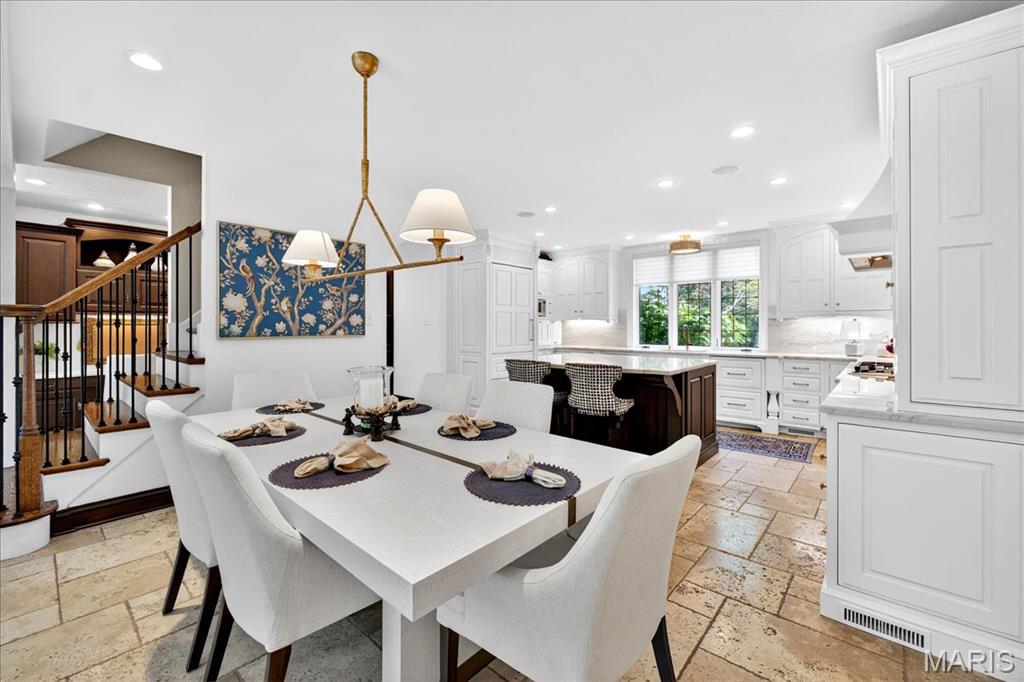 61 Fair Oaks Drive