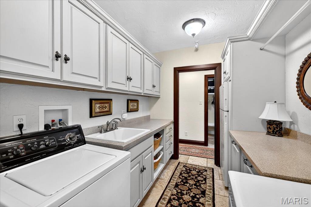 61 Fair Oaks Drive