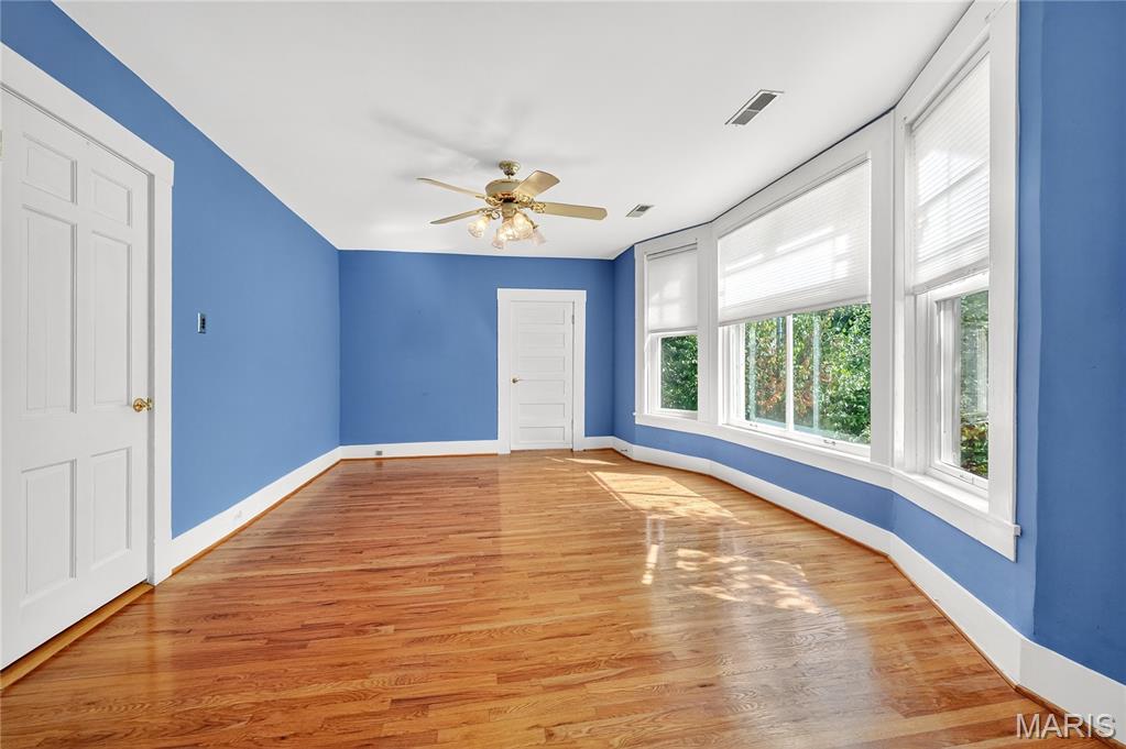 8955 Ladue Road