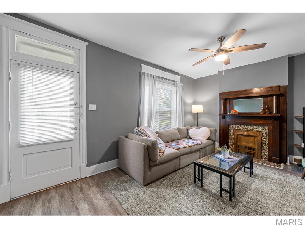 3523-3527 Michigan Avenue