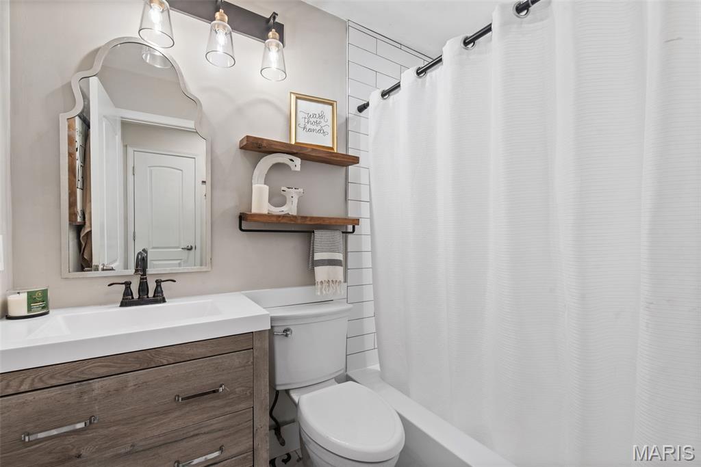 1715 Pine Hill Drive