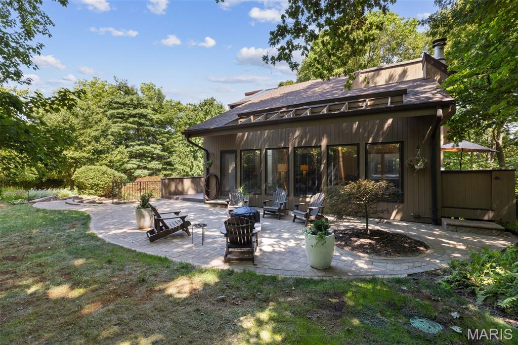 340 S Ballas Road