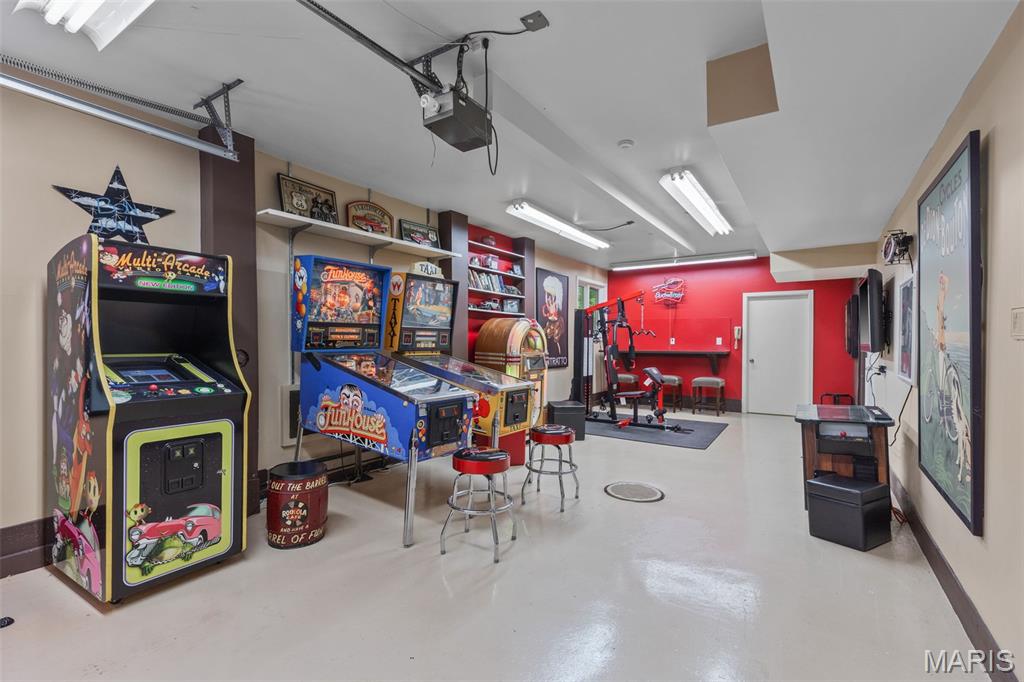 340 S Ballas Road