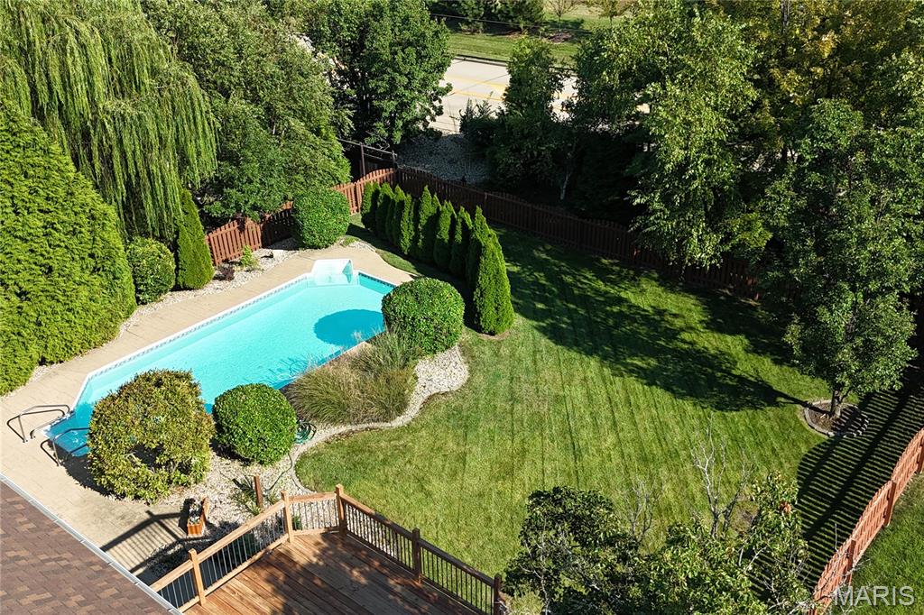 6 Wolverton Court