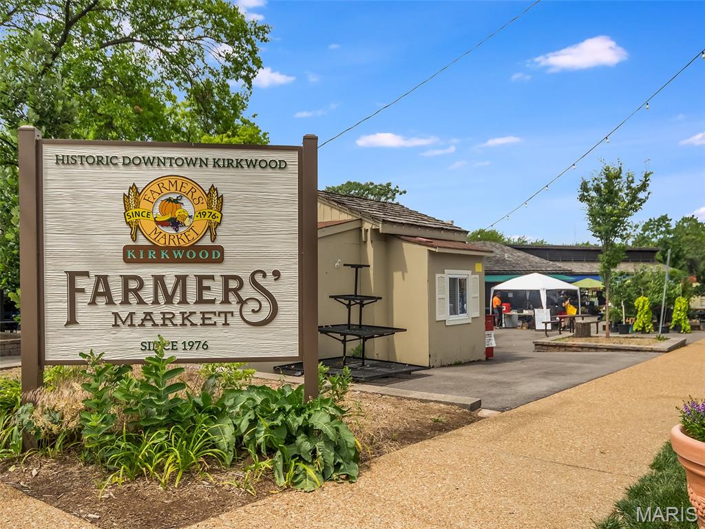 102 E Bodley Avenue Unit: 204