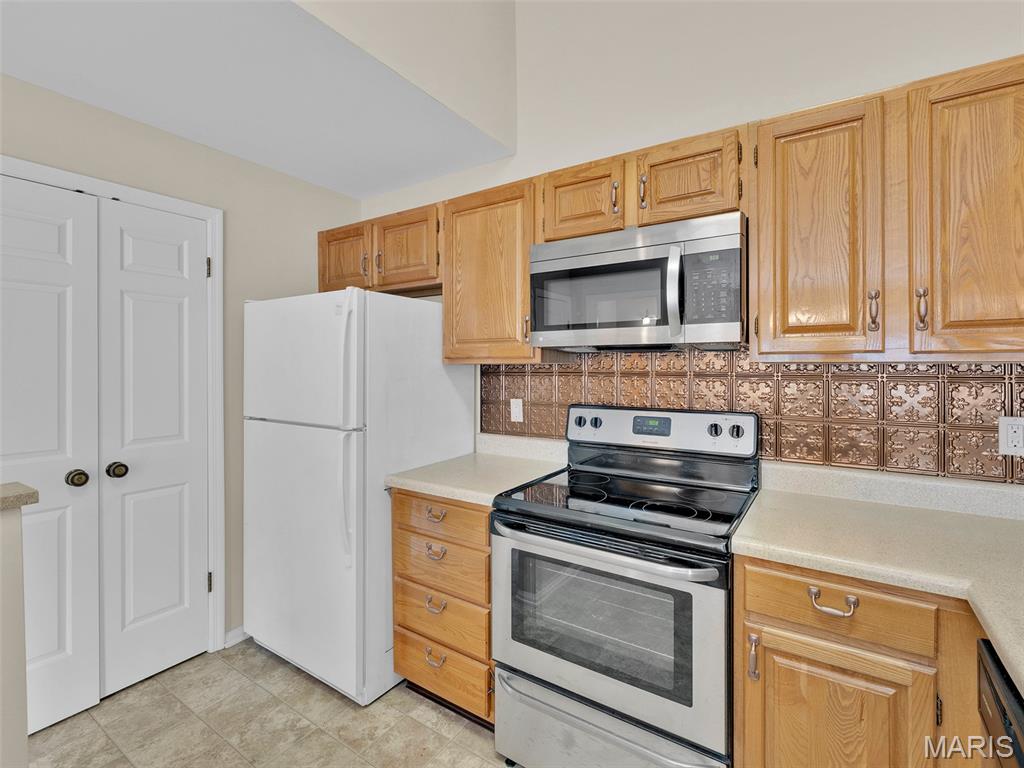 102 E Bodley Avenue Unit: 204