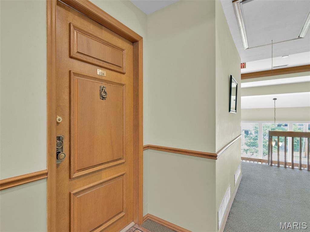 102 E Bodley Avenue Unit: 204