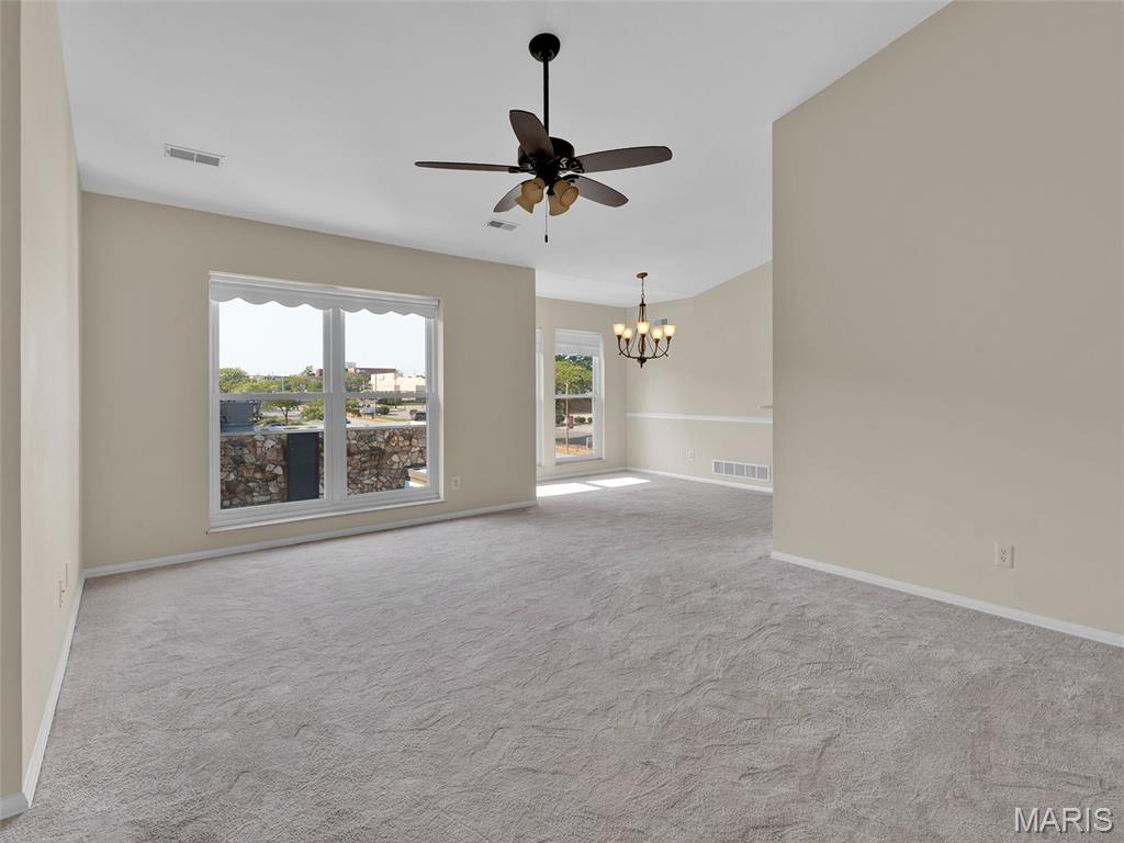 102 E Bodley Avenue Unit: 204