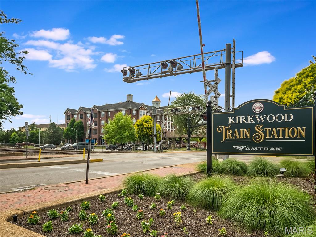 102 E Bodley Avenue Unit: 204