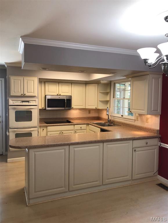 14112 Glen Cove Drive