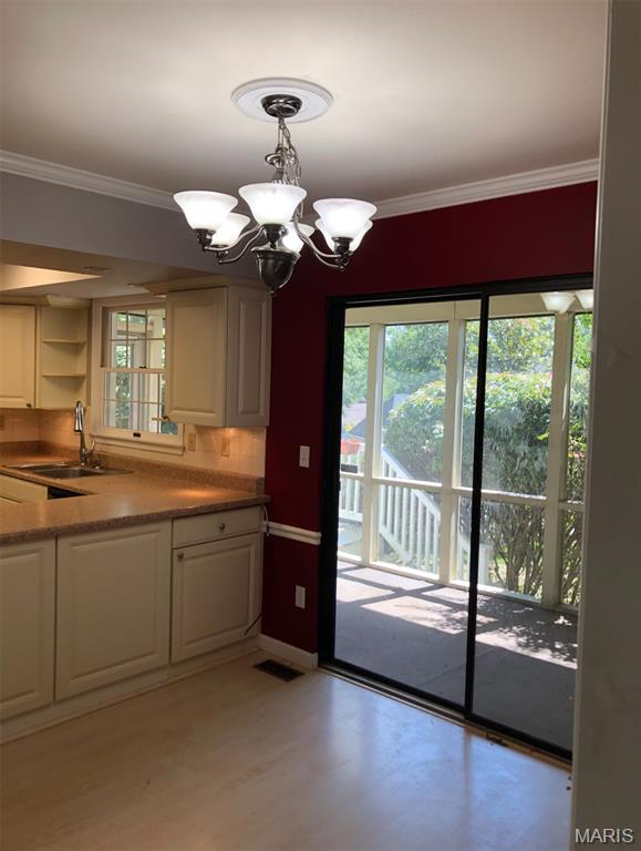 14112 Glen Cove Drive