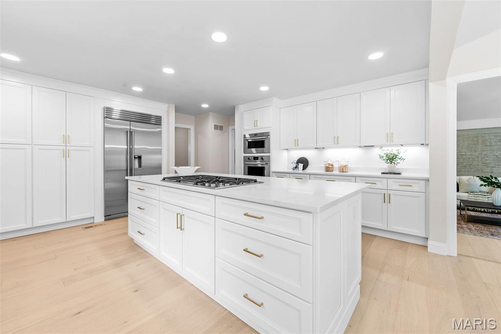 2232 Clifton Forge Drive