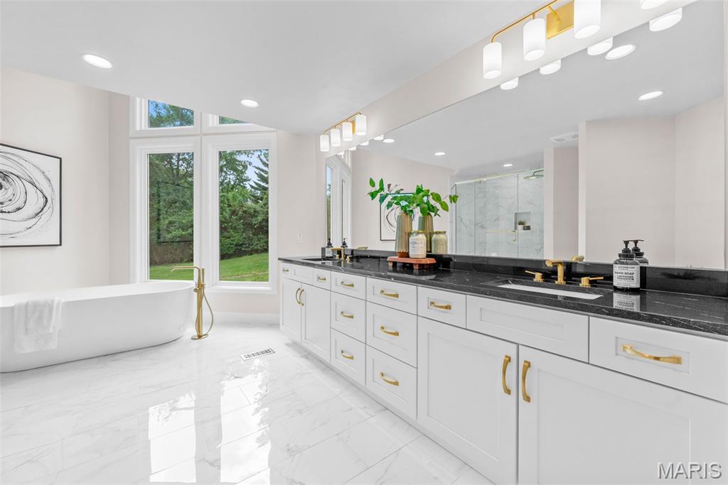 2232 Clifton Forge Drive