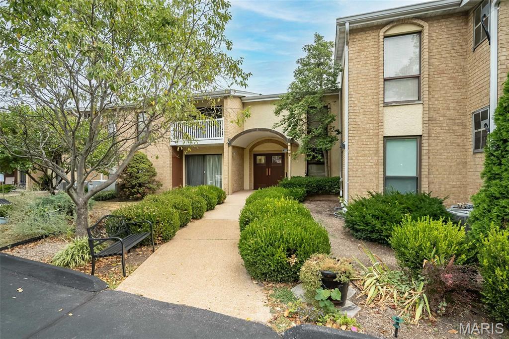 444 N Clay Avenue Unit: 3E