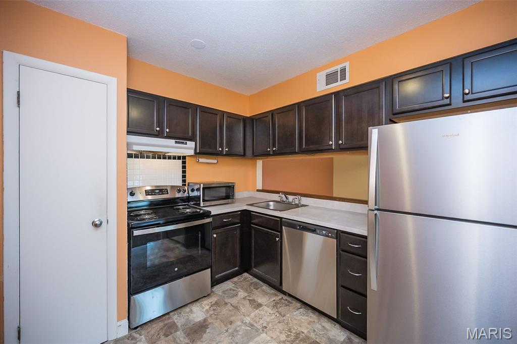 444 N Clay Avenue Unit: 3E