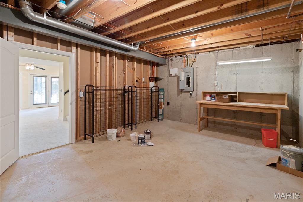 9112 Old Bonhomme Road