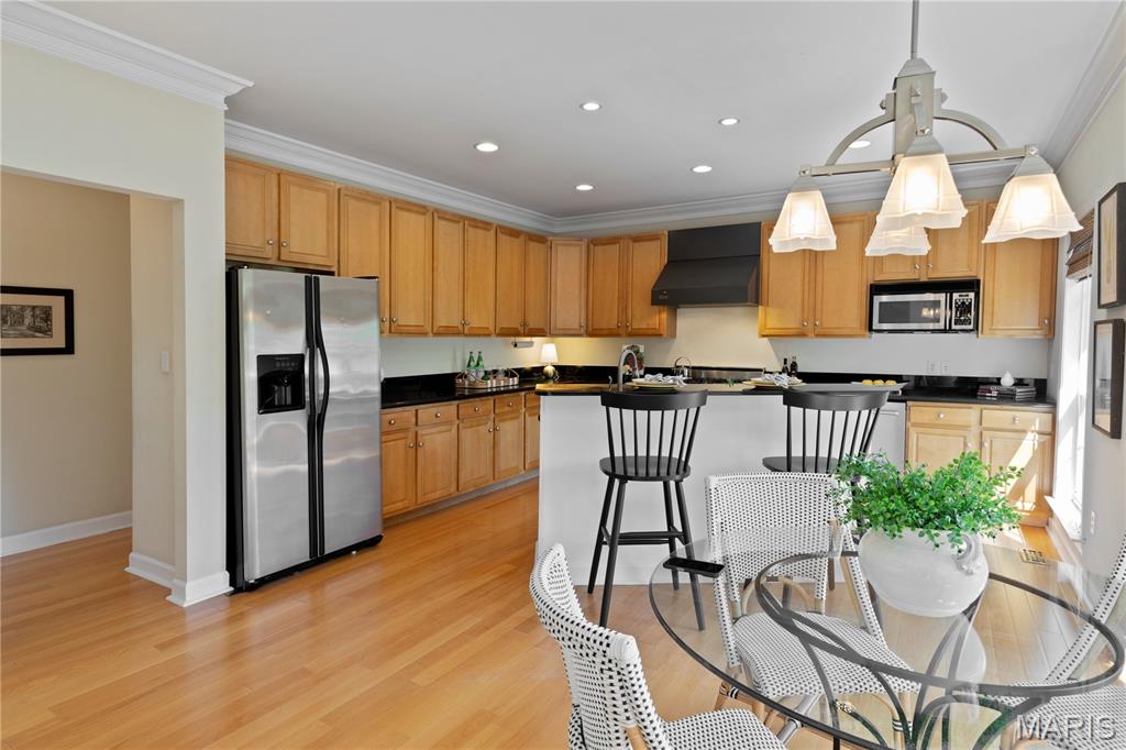 9112 Old Bonhomme Road