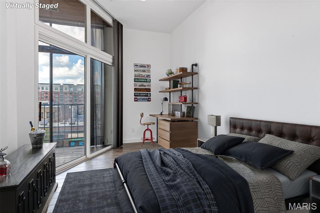 4570 Laclede Avenue Unit: 301