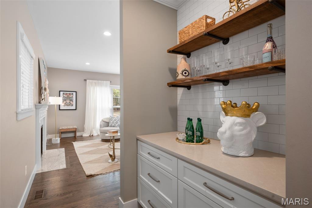 911 Cleveland Avenue