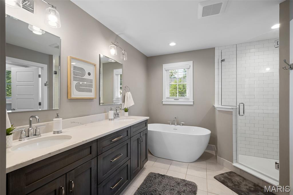 911 Cleveland Avenue