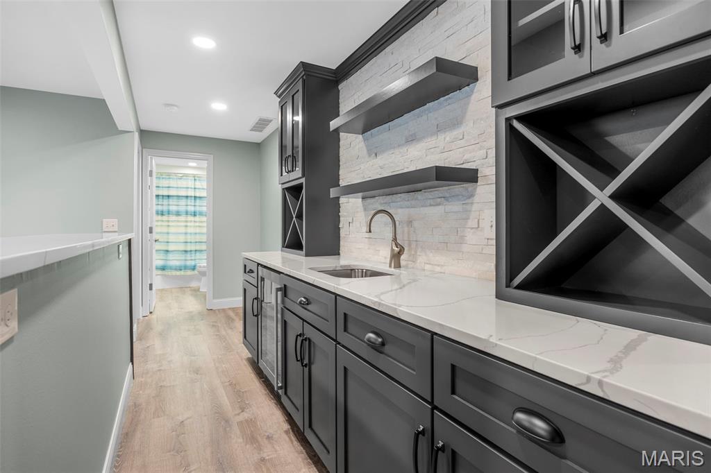 207 Southern Oaks Drive Unit: 14A