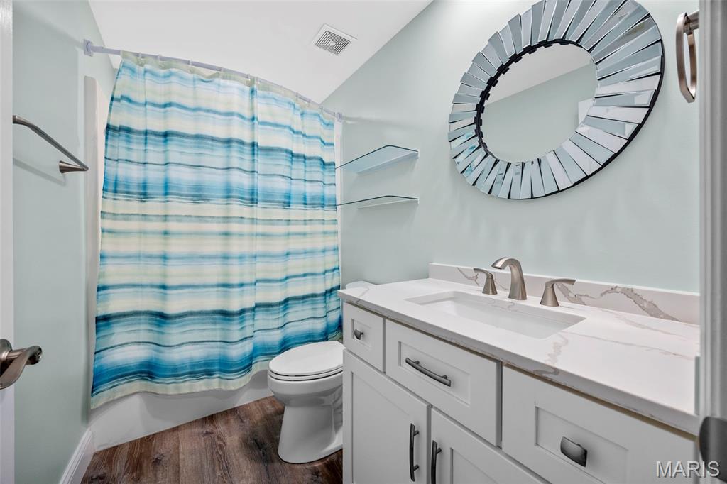207 Southern Oaks Drive Unit: 14A