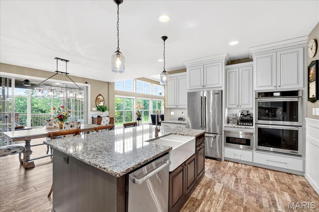 788 Village View Circle
