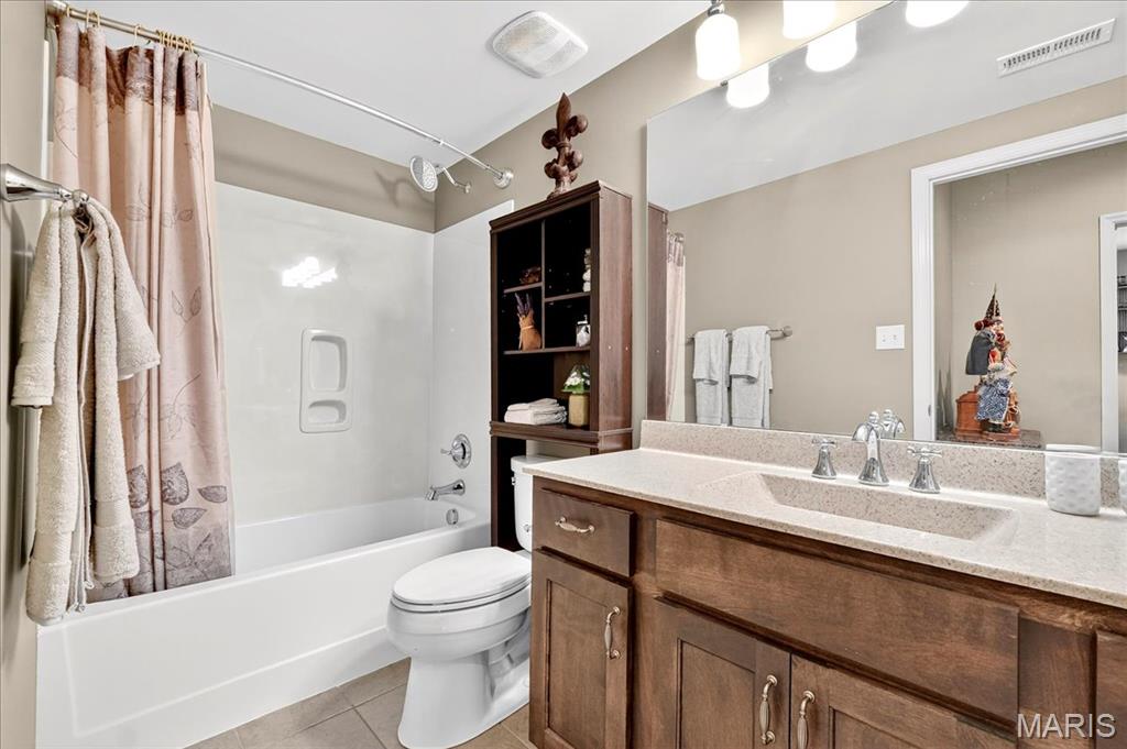 788 Village View Circle