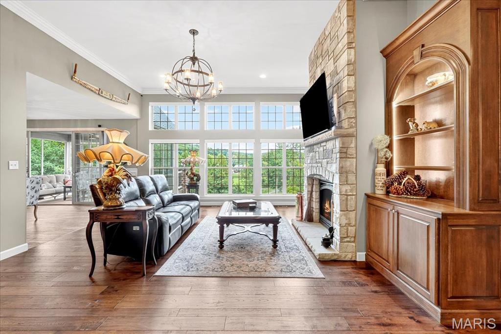 788 Village View Circle
