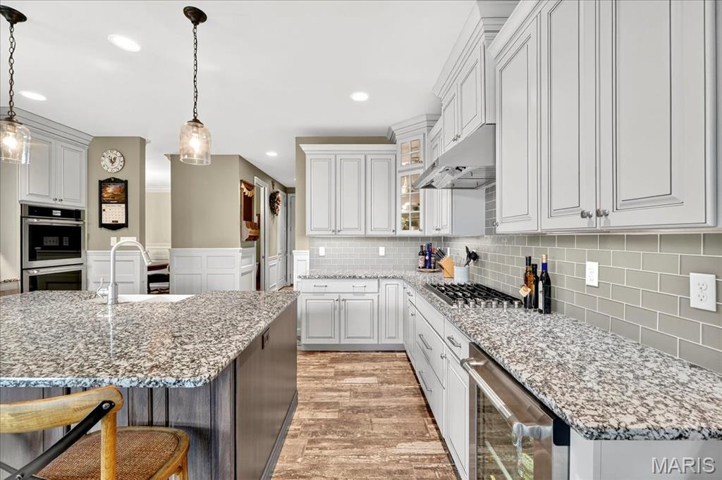 788 Village View Circle