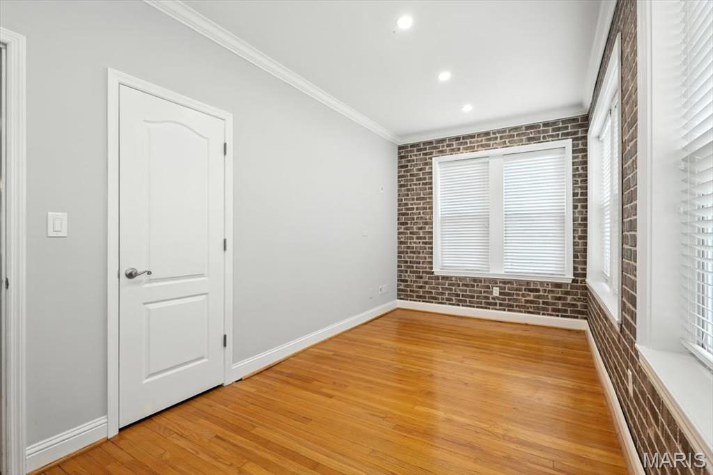 6312 Southwood Avenue Unit: 1W