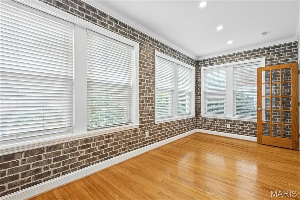 6312 Southwood Avenue Unit: 1W