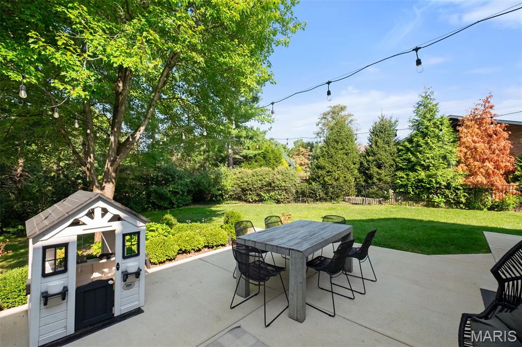 509 Stone Ridge Circle Court