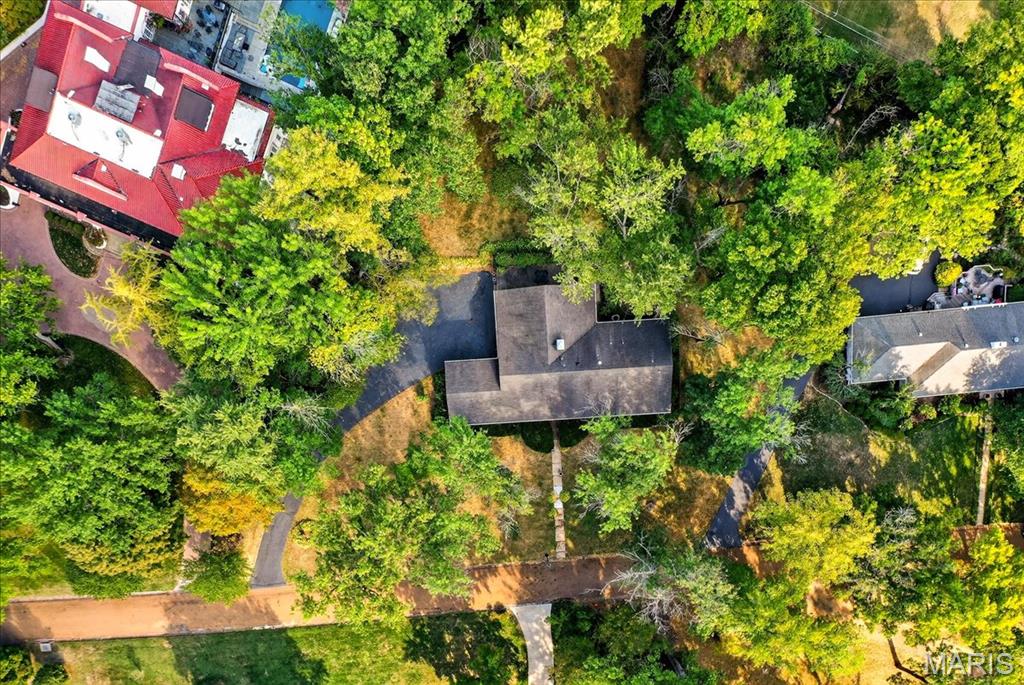 1140 Hillside Drive
