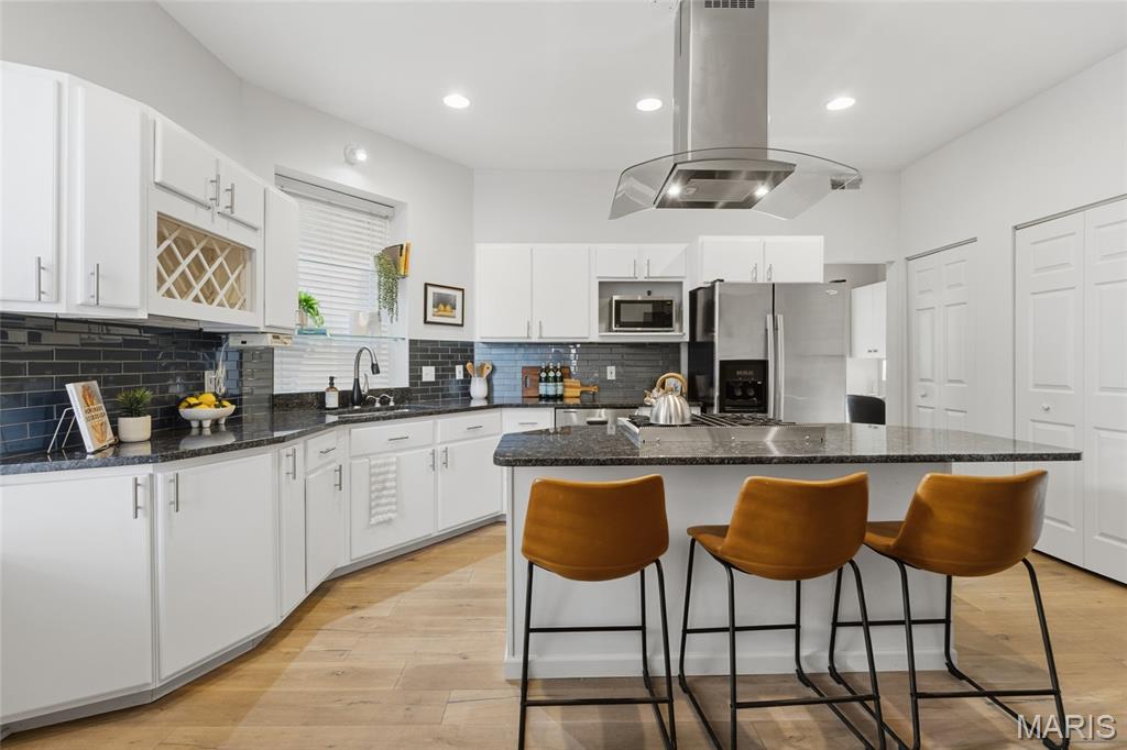 4924 McPherson Avenue