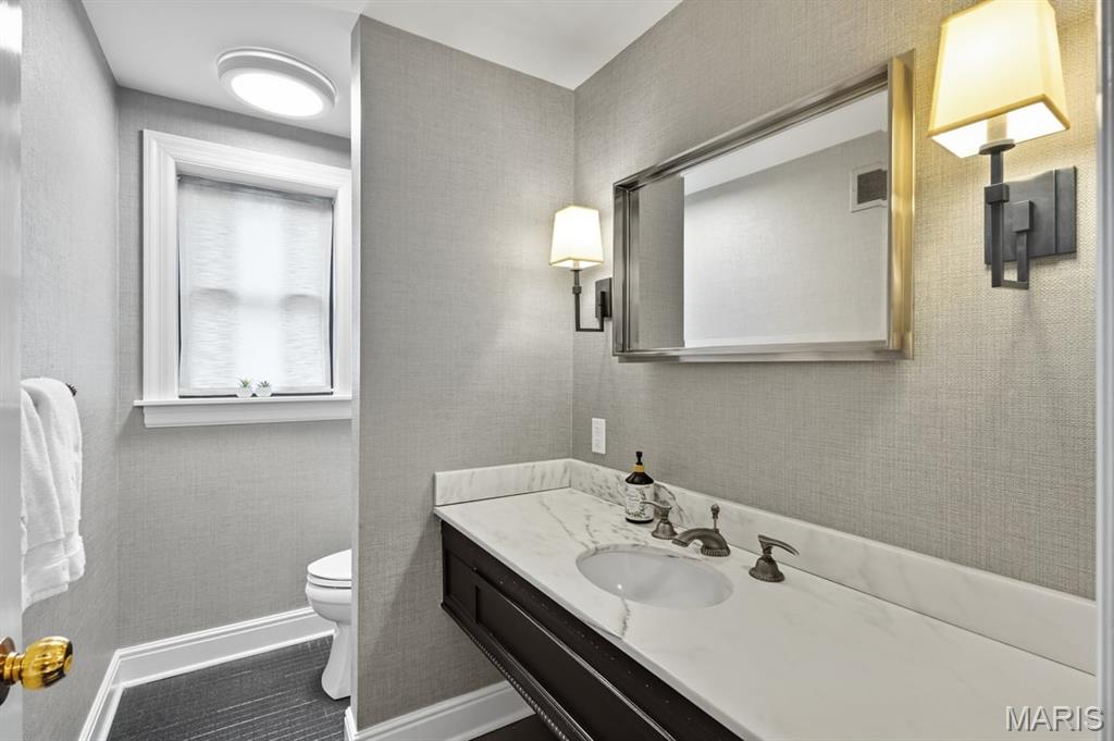 50 Lake Forest Drive