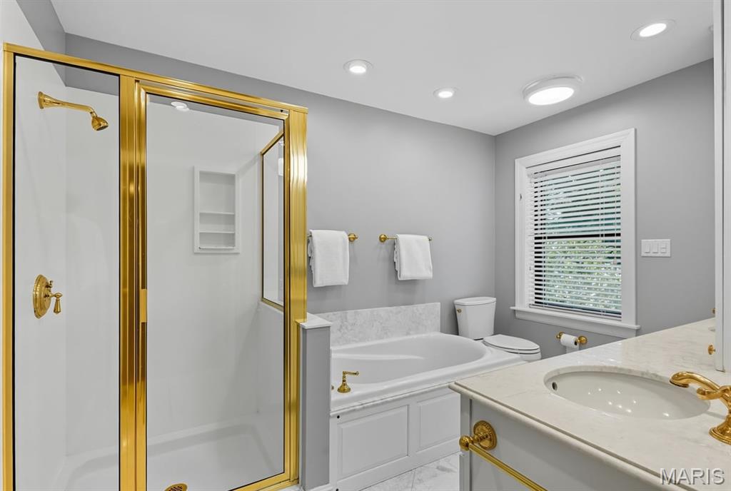 50 Lake Forest Drive