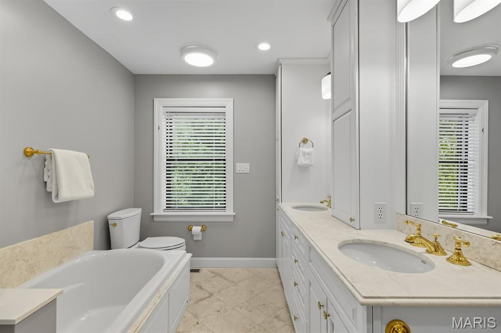 50 Lake Forest Drive