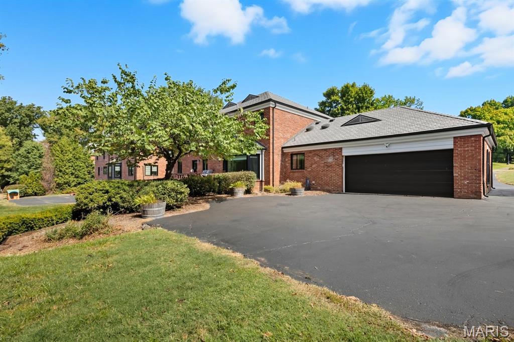 50 Lake Forest Drive