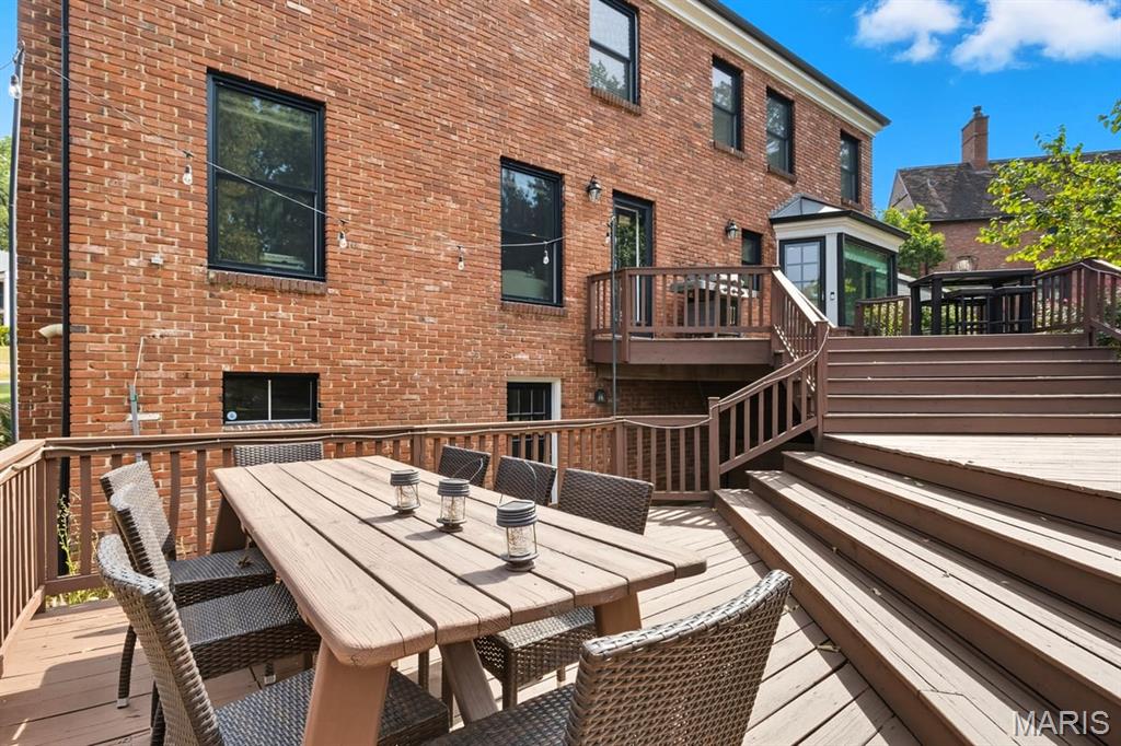 50 Lake Forest Drive