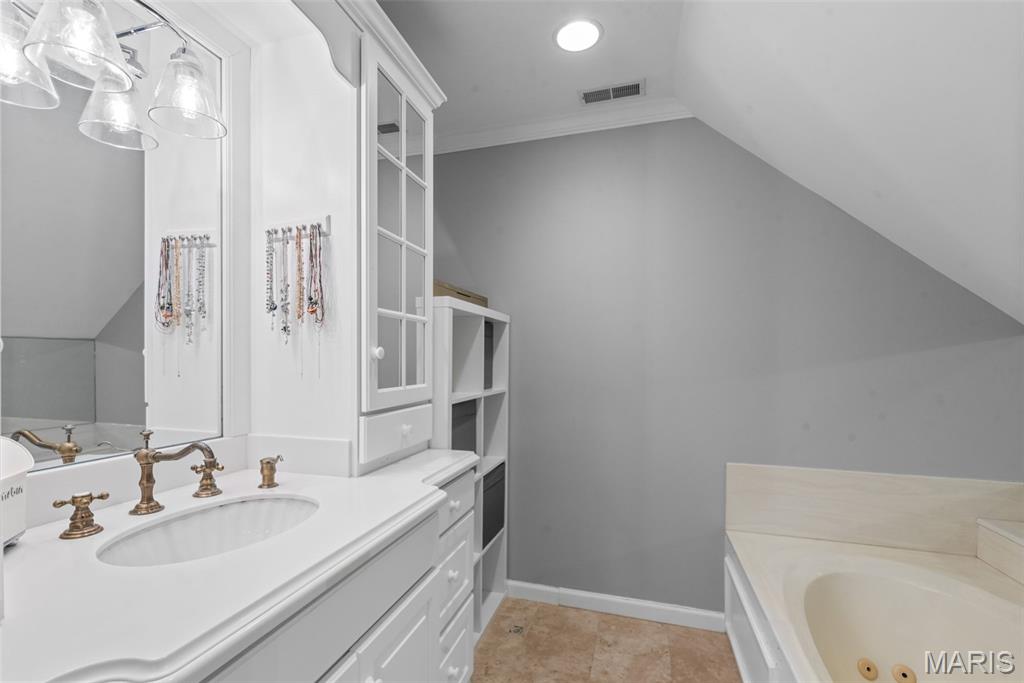 1047 Tidewater Place Court