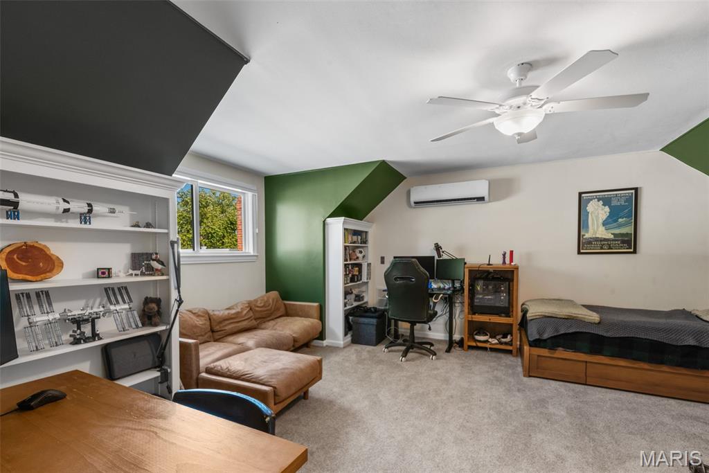 1047 Tidewater Place Court