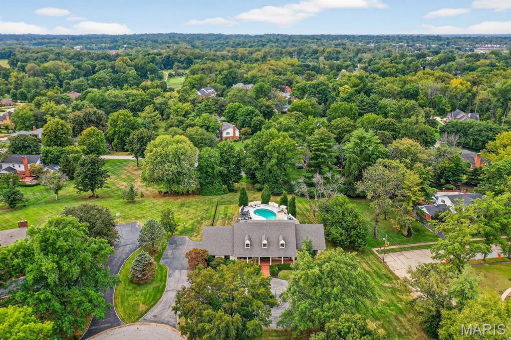 52 Muirfield Court