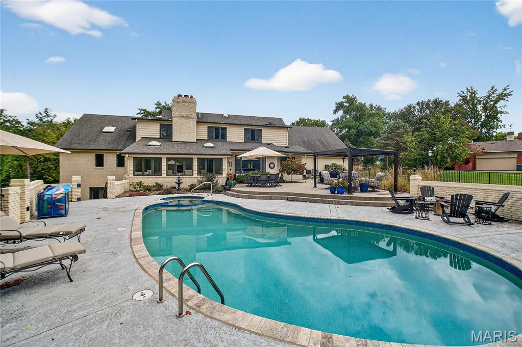 52 Muirfield Court